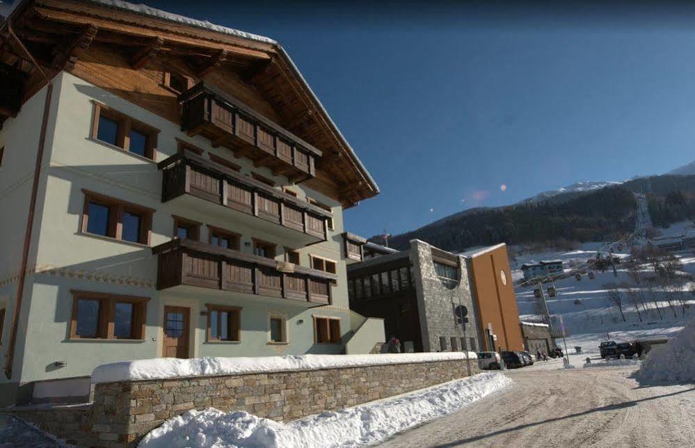 Residence Pedranzini Bormio Exteriör bild